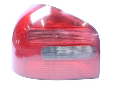 Feu arrière gauche occasion AUDI A3 I Phase 1 - 1.9 TDi 90ch - - Photo 1/3