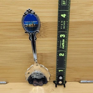 St Louis Missouri Souvenir Spoon Cityscape Arch 4” Scalloped bowl - Picture 1 of 5