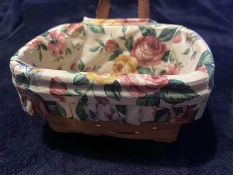 Vintage 1999 Hand Made Longaberger Basket With Floral Liner Cover