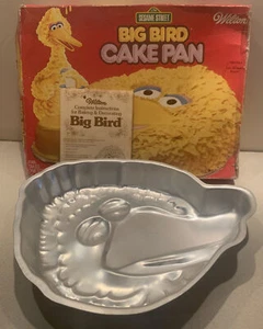 Vintage Sesame Street Big Bird Cake Pan w/ Directions & Original Box by Wilton - Picture 1 of 5