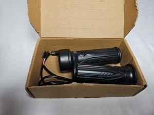 E bike Twist Throttle Left and Right Hand Throttle with 3 Pin SM - Picture 1 of 2