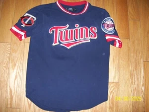 New Size Medium Men Pro Standard Minnesota Twins Tshirt Felt&Embroidered Patches - Picture 1 of 2