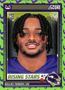 2024 SCORE-A-TREAT DALLAS TURNER #14 BATES VERDES Fútbol Novato Vikingos RC - Imagen 1 de 2