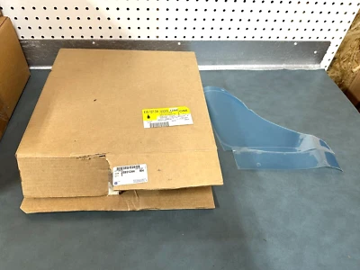 GM OEM NOS 25951244 RH Rocker Panel Molding Protector 2008-2009 Cadillac CTS - Image 1 of 4