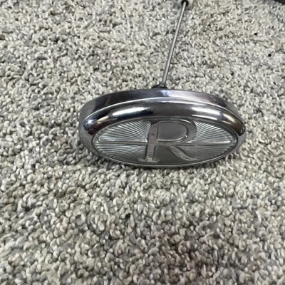 Insignia deslizante emblema cromado bloqueo maletero trasero Buick Riviera 95-99 25630927 *SIN LLAVE* Foto 1 de 4