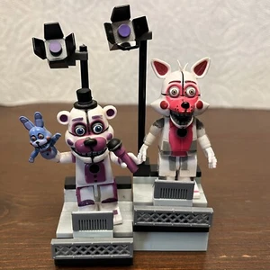 Five Nights at Freddy’s Funtime Foxy Stage Left & Right Construction Set FNAF - Picture 1 of 12