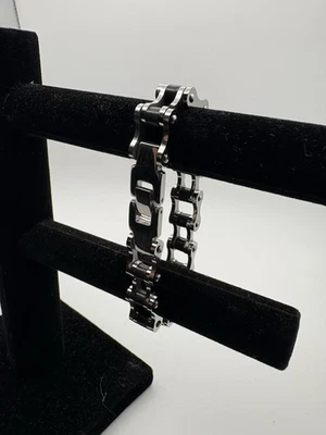 Pulseira estilo corrente bicicleta aço inoxidável 8 mm espessura por 7” comprimento - Imagem 1 de 4