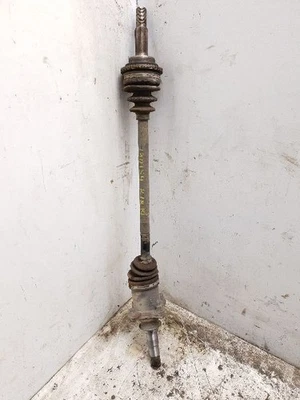 06-07 TOYOTA HIGHLANDER LIMITED AWD EN EL LADO DEL PASAJERO CONJUNTO EJE TRASERO  Foto 1 de 4