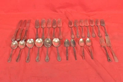 Vintage Silver-Plate Flatware 27-Count Lot 1847 Rogers / WM Rogers / Hollywood - Image 1 of 4