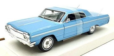 Maisto 1/26 Scale Diecast 32908 - 1964 Chevrolet Impala SS - Blue - Image 1 of 4