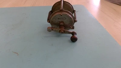 Carrete de pesca Hendryx 200 Foto 1 de 4