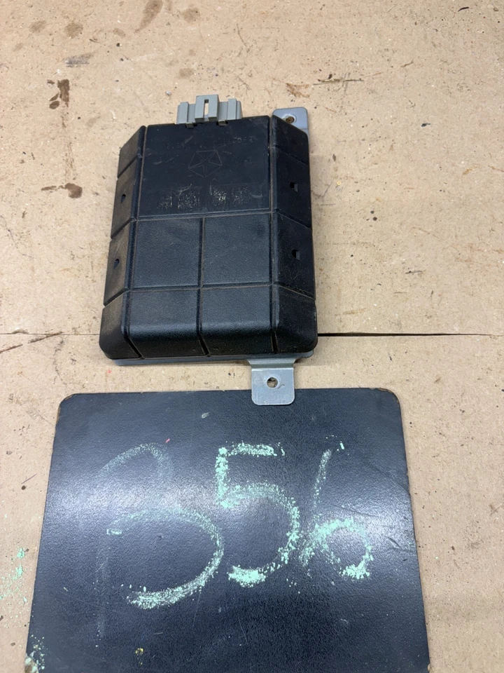 1994 1995 1996 DODGE DAKOTA RAM 1500 MOPAR ABS MODULE 56026829 D250 D150 ANTILOC - Image 1 of 4