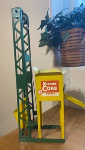 Poll Mfg. Cargador de Coca-Cola Koppers Juguete de Acero Prensado Juguete más Grande 19 pulgadas LA-80 - Imagen 1 de 11