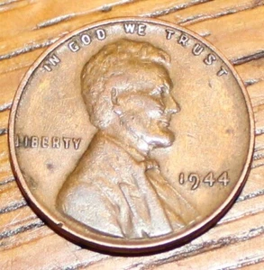 1944 Wheat Penny Cent Coin Error L in Liberty is in Rim & No Mint Mark - Picture 1 of 2