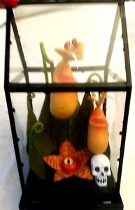 pequeña tienda de horrores plantas espeluznantes terrario decoraciones halloween - Imagen 1 de 5