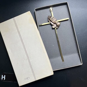 Vintage~Brass~10" x 5" ~Religious Crucifix Cross w/Folded Praying Hands In Box - Picture 1 of 5