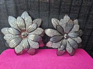 Metal 20" Inch Large Rustic Wall Floral Wall Art Hanging Flowers Decor Set of 2 - Picture 1 of 10