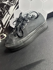 Converse Chuck Taylor All Star Plateau dreifach schwarz Low Top Gr. 7 - Bild 1 von 11