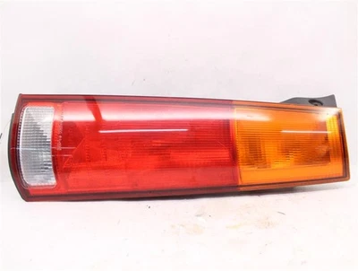 LÁMPARA LUZ TRASERA MONTADA TAPA MALETERO NISSAN 200SX 1998 98 DERECHA 9484 Foto 1 de 3