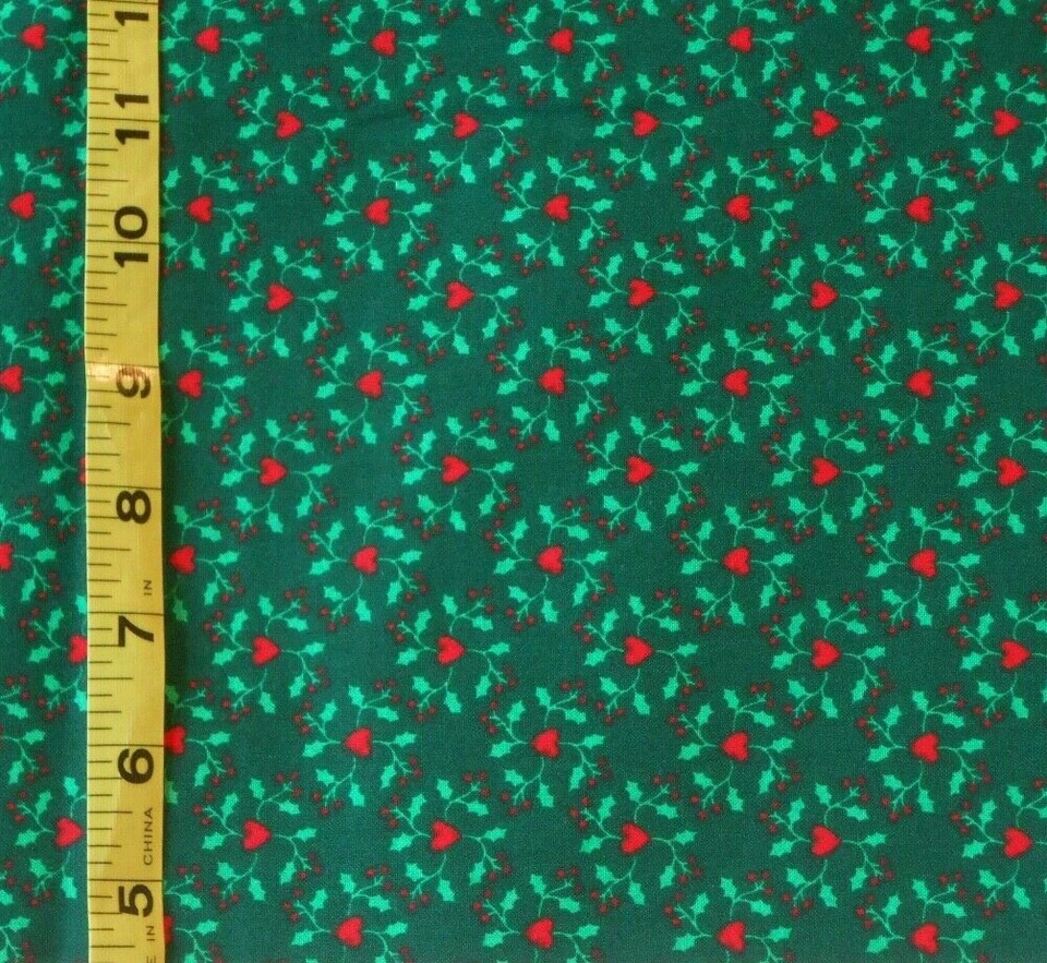 FABRIC - VINTAGE FABRIC TRADITIONS CHRISTMAS HOLLY & HEARTS COTTON 1.25 YDS NEW - Image 1 of 1