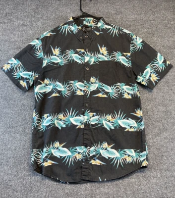 Retrofit Shirt Men's Medium Black Floral Hawaiin Short Sleeve Button Up Camp - Image 1 of 4