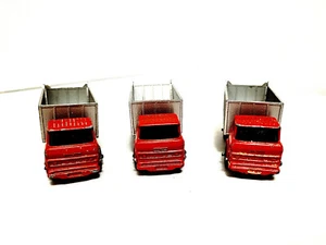 Lot Of 3 - Vintage Matchbox Lesney #26 GMC Tipper Diecast Trucks - Picture 1 of 5