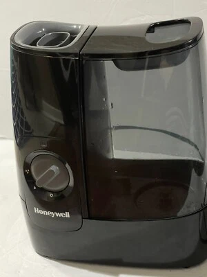 Honeywell  1 gal. 70 sq. ft. Manual  Filter Free Humidifier - Image 1 of 3