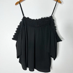 Camisa Guess Para Mujer XL Negra Hombro Frío Bruja Gótica Encaje Calce Suelto Fluida - Imagen 1 de 10