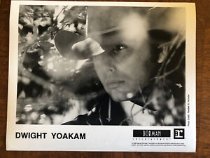 Musician Dwight Yoakam 1999 Vintage 10x8  PRESS PHOTO #2