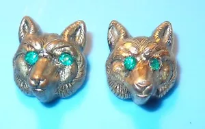 2 BOTTONI VINTAGE TESTA FIGURALE VOLPE CANE O LUPO PLASTICA OCCHI VERDI 5/8"" W 3/4"" T - Foto 1 di 3