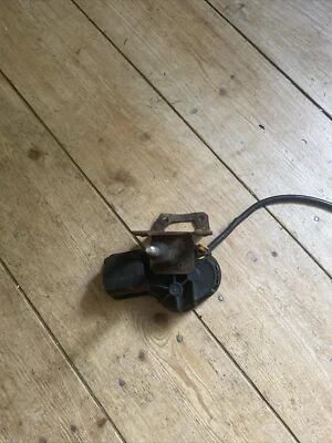 Volvo 940 960 Original Wischermotor rechts Scheinwerfer Bosch 390206860 - Bild 1 von 4