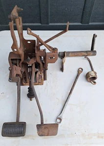 Mopar B-Body 4 Speed Pedal Assembly 1966-1970 Charger GTX Coronet Roadrunner - Picture 1 of 3