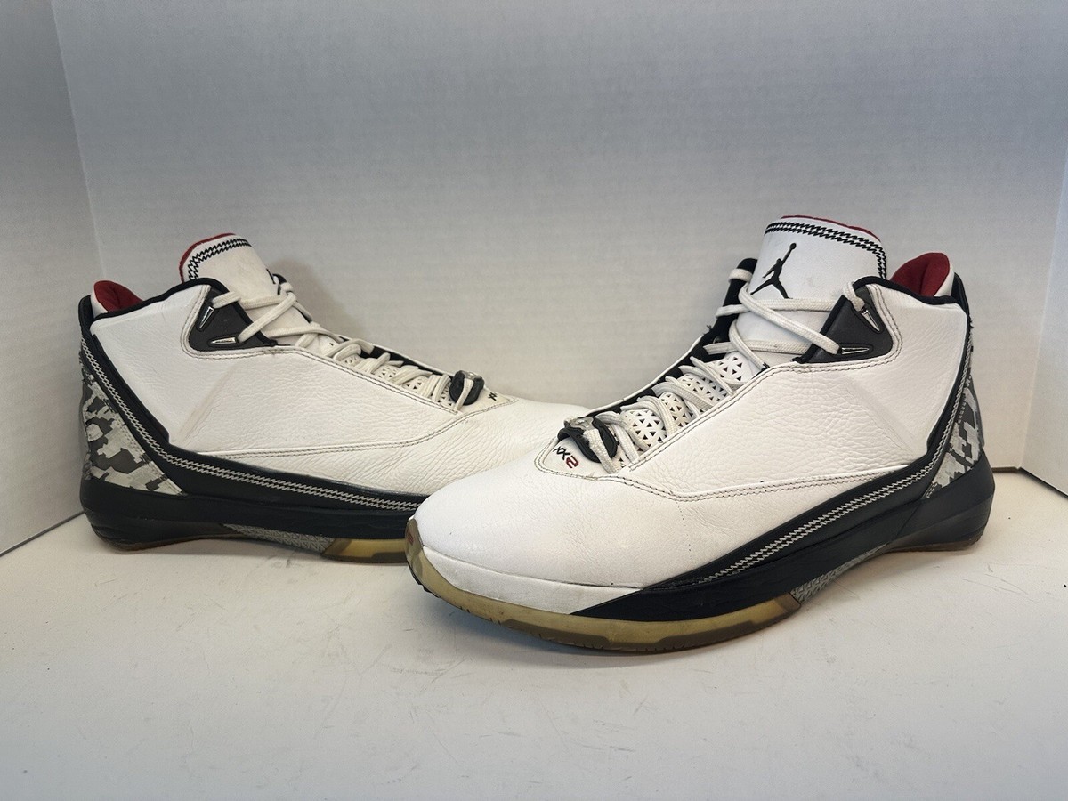 Jordan 22 OG White Varsity Red for Sale | Authenticity Jordan 22 OG White Varsity Red for Sale | Authenticity