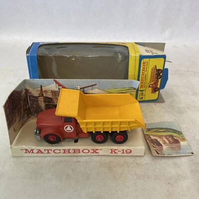 Matchbox King Size K-19 Scammell Tipper Truck w/ Box - Image 1 of 4