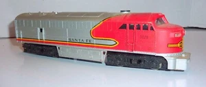 HO Scale AHM Diesel Loco Train Powered Lights #5024 E Santa Fe #5028. - Picture 1 of 8