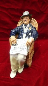 Royal Doulton "Taking Things Easy" Figur HEAT WAVE 1974 HN2677 SEHR SCHÖN - Bild 1 von 11