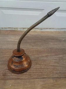 "Engrasador de latas de aceite con bomba de pulgar Eagle vintage - boquilla flexible letras en relieve 9""x3,5""" - Imagen 1 de 8