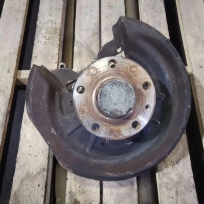 AUDI A3 8P VOLKSWAGEN VW GOLF MK5 NEARSIDE PASSENGER LEFT REAR HUB & BEARING ABS - Image 1 of 3