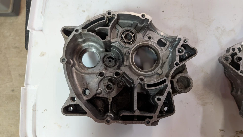 Yamaha TTR125L TTR125 TTR 125 L Crankcase Crank Cases Engine Motor Block - Image 1 of 4