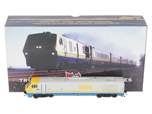 Trenes Rapido 200052 HO VIA Rail Canada Bombardier LRC con DCC/SND #6921/caja - Imagen 1 de 12