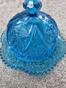Vintage Kemple Yutec Blue Pressed Star & Fan Covered Butter Or Cheese Dish - Picture 1 of 8