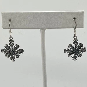 Silver Snowflake Dangle Earrings Marcasite Winter Holiday Jewelry Gift - Picture 1 of 6