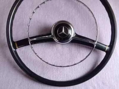 Volante mercedes w121 190sl w120 ponton Foto 1 de 4