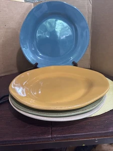 Pier 1 Elemental Plato de Cena Multicolor Loza Juego de 4! ¡Como nuevo! - Imagen 1 de 6