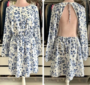 H&M New With Tags Blue White Floral Dress Fit & Flare Open Back Long Sleeve M - Picture 1 of 23
