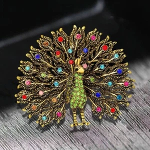Vintage Peacock Brooch - Colorful Rhinestone Displaying Peacock Bird Animal Pin - Picture 1 of 8