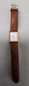 Montre INVICTA Slim Gold Colored Case Rectangular Watch - Picture 1 of 8