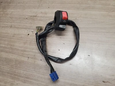 2005 Yamaha YZF-R1 YZFR1 YZF Right Control Handlebar Switch Turn Signal - Image 1 of 4