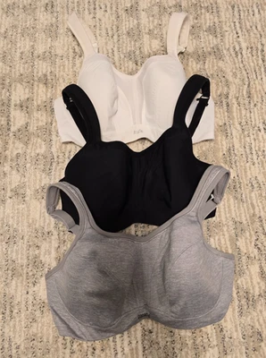 Sujetadores deportivos Panache 34E con aros de alto impacto (blanco, negro, gris) Foto 1 de 4