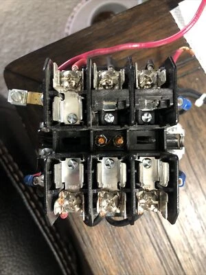Square D 9070TF100D1 Transformer - Image 1 of 3